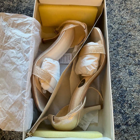 Wedding gold heels from David’s Bridal - Picture 7 of 10